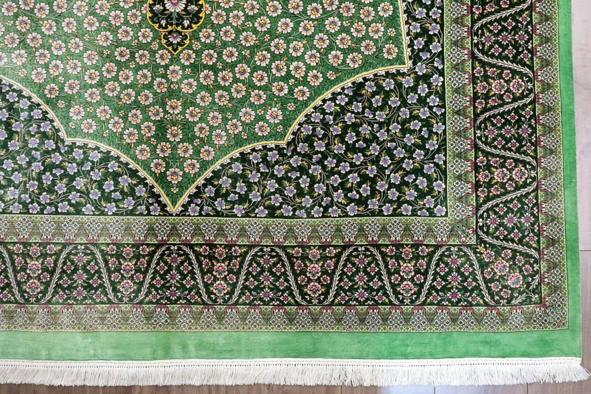 ペルシャ絨毯（手織り）ハキ　195×132cm（FX-13193）