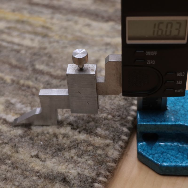 ギャッベ（ギャベ）ラティーフ　183×160cm（HL-13037）