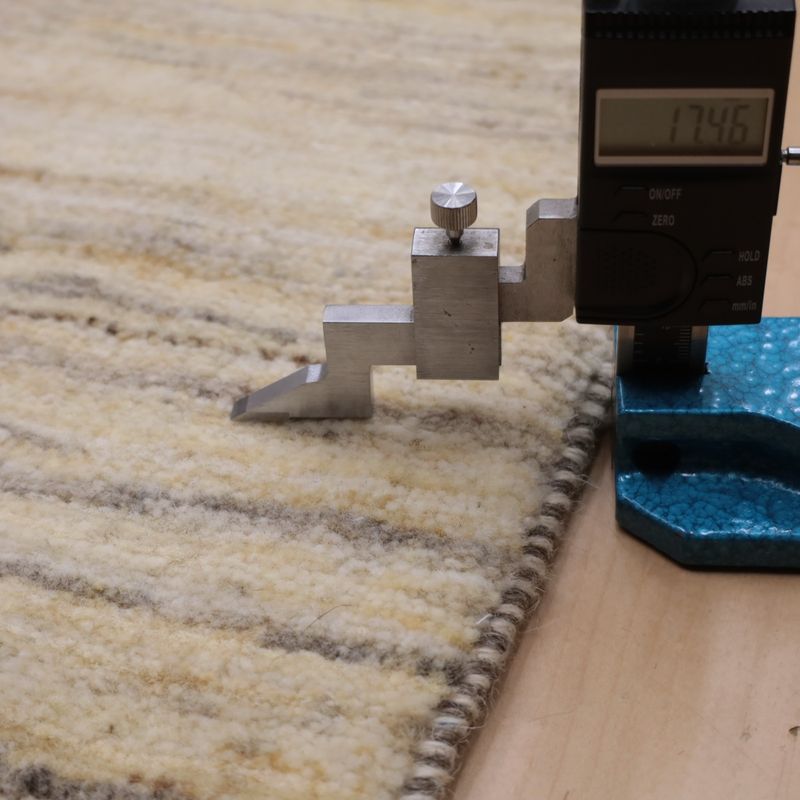 ギャッベ（ギャベ）ラティーフ　242×168cm（HL-13039）