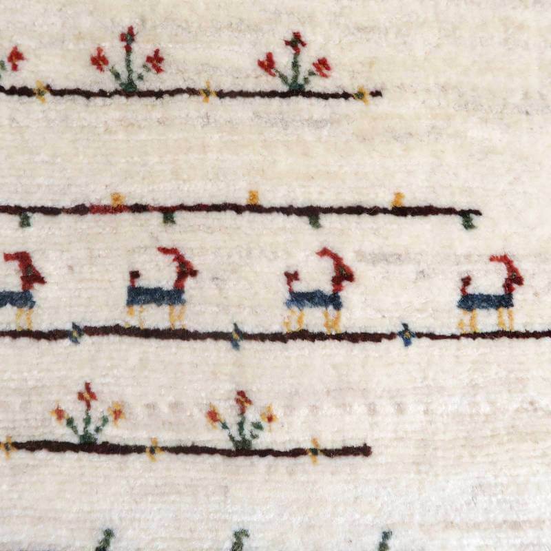 プレミアムギャッベ／ホシナマイ（カシュクリ） 136×90cm（HM-69637）