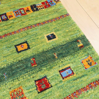 プレミアムギャッベ／ホシナマイ（カシュクリ） 97×67cm（HSS-11042）