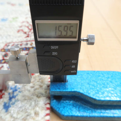 プレミアムギャッベ／ホシナマイ（カシュクリ） 91×59cm（HSS-11049）