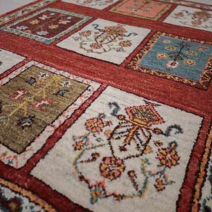 ギャッベ（ルリバフ）　89×66cm（HSS-11833）