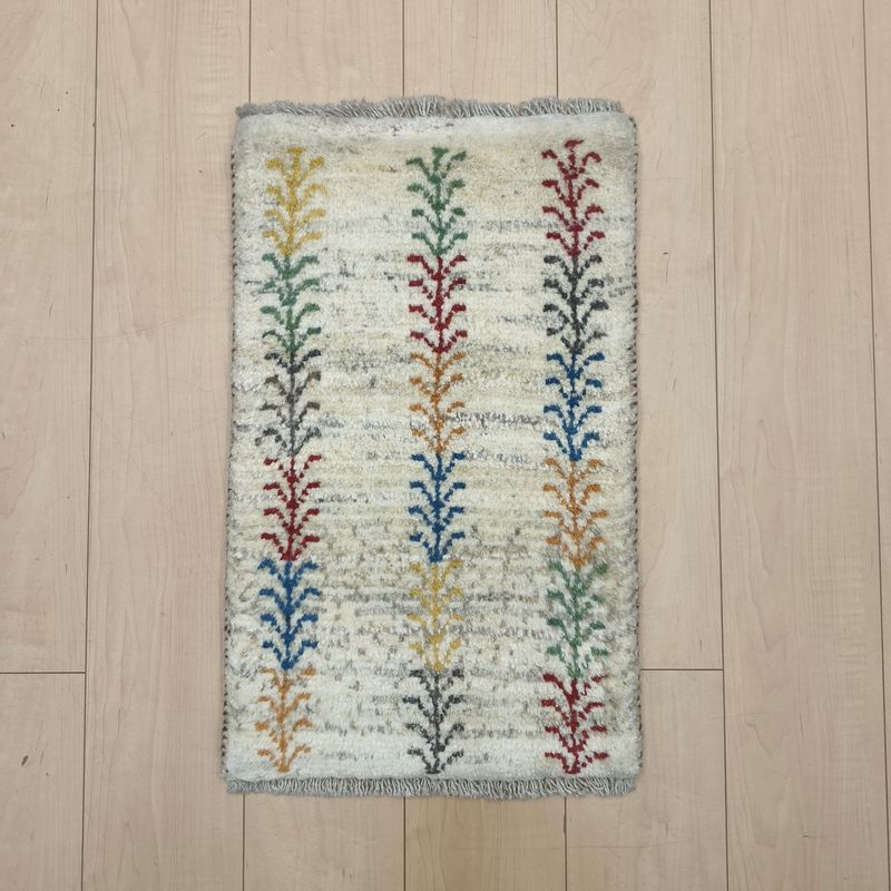 ギャッベ（ギャベ）ラティーフ　63×39cm（HSS-12971）