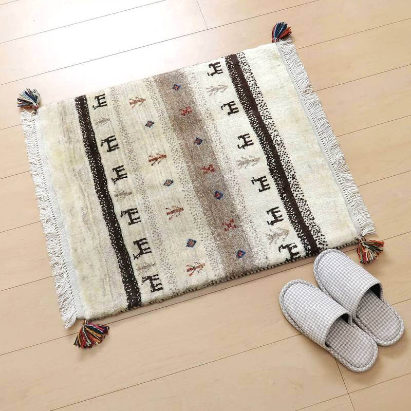 ギャッベ (カシュクリ,カシュクーリ) 73×63cm(HSS-48484) – ふるさと納税専用WEBカタログ