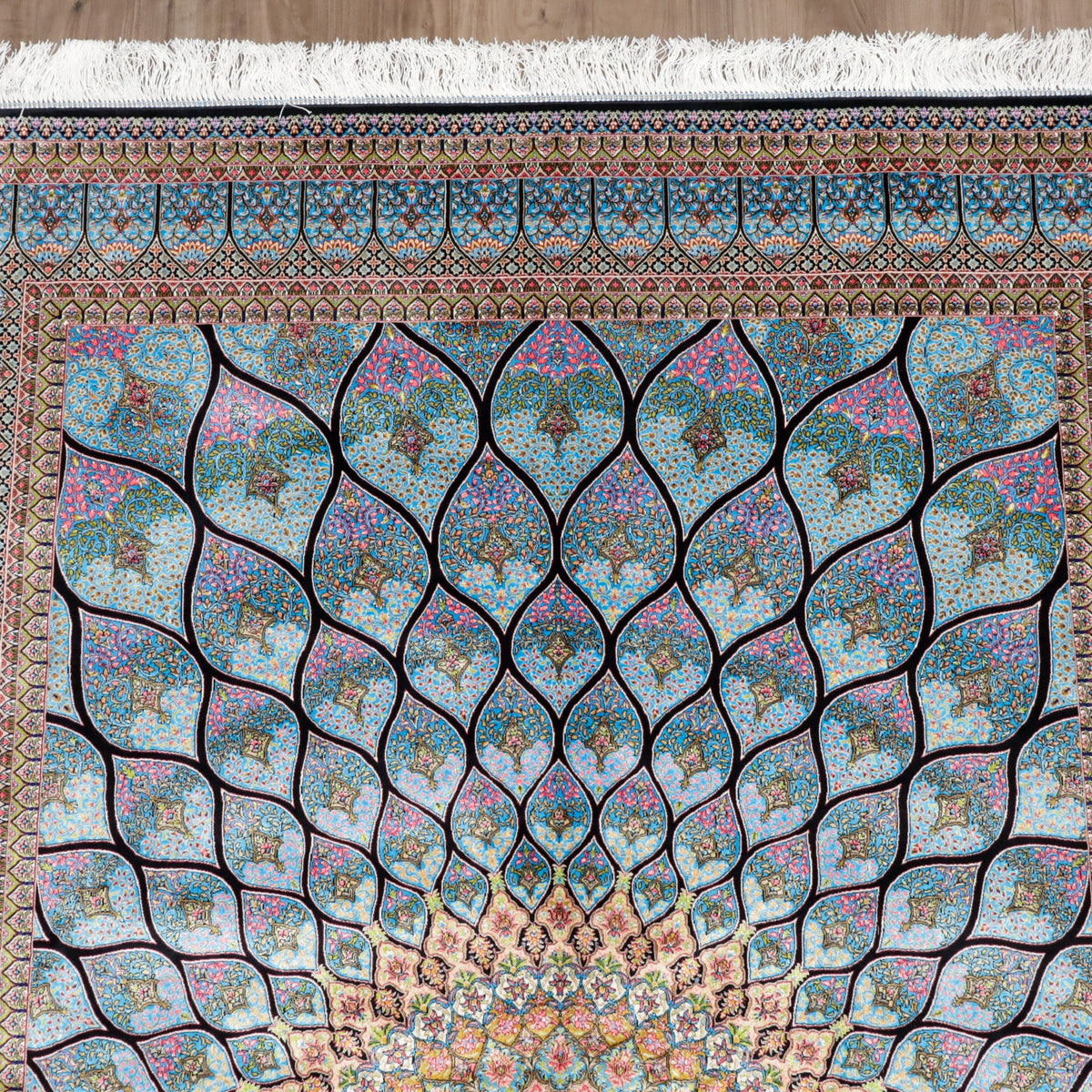 LUMINA モダールアートコレクション｜ゴンバド・羽根文様 ターコイズ×ピンク｜224×150cm（S-13313）