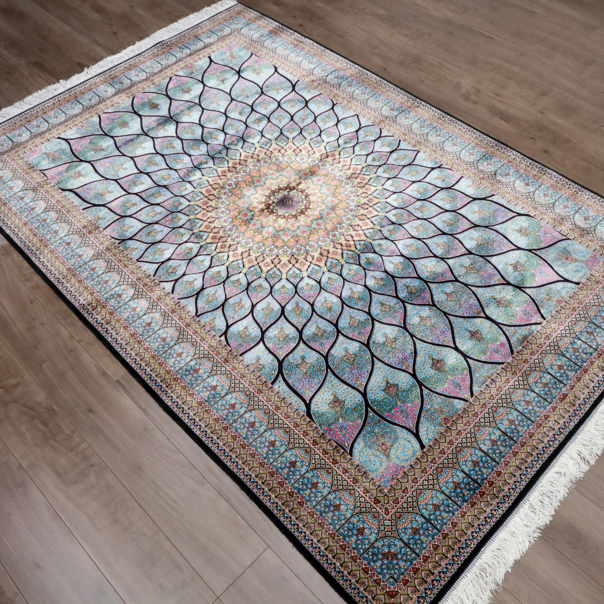 LUMINA モダールアートコレクション｜ゴンバド・羽根文様 ターコイズ×ピンク｜224×150cm（S-13313）