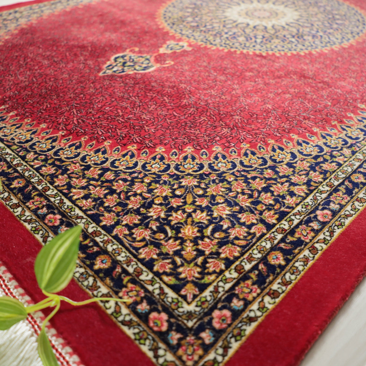 ラティーフカーペット LATIF　極密シリーズ　(S-103)