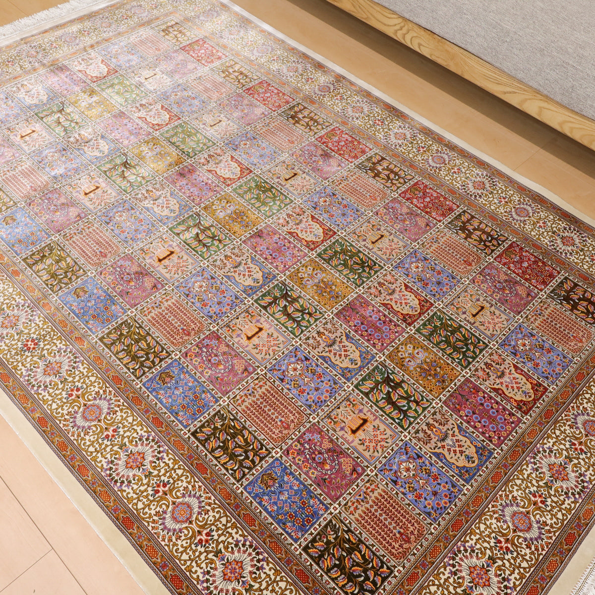 ラティーフカーペット LATIF　極密シリーズ　(S-105)
